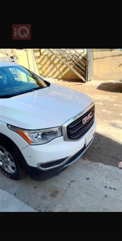 GMC Acadia